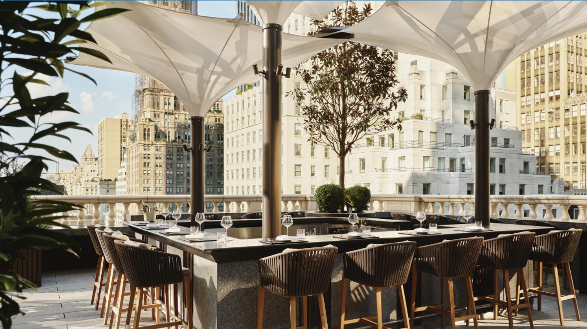 Outdoor dining at Aman New York